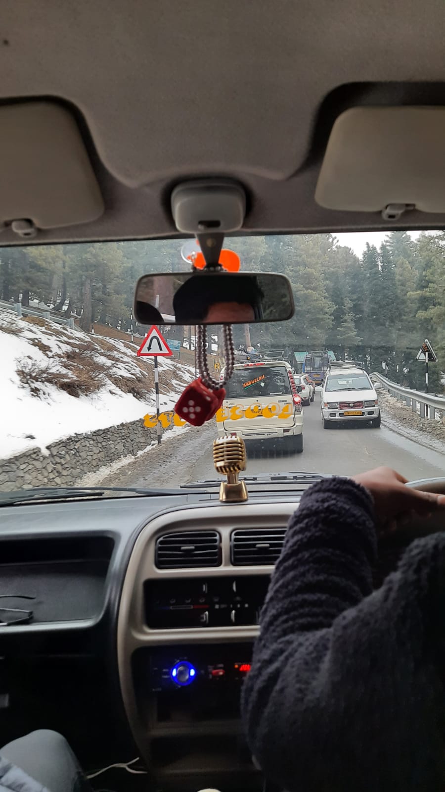 Road to Gulmarg