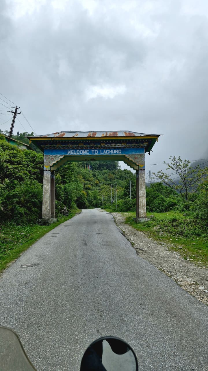 Here's a list of 7 must visit places to visit on your next trip to North Sikkim 4 Lachung